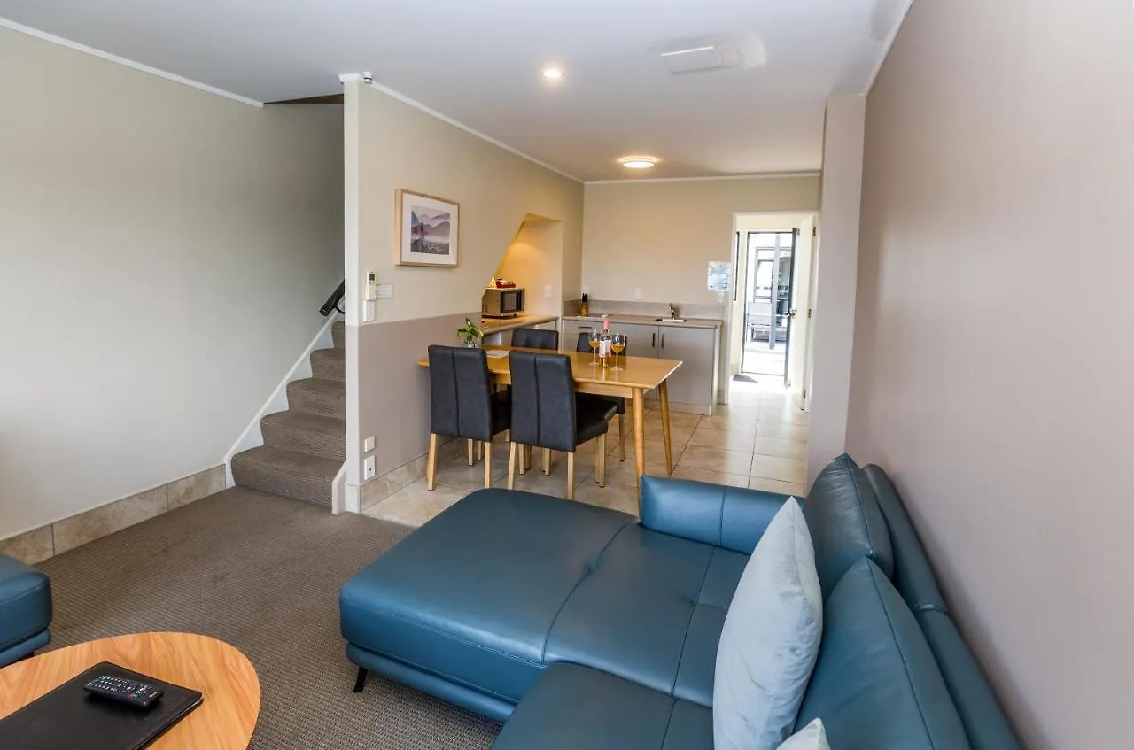 Le Chalet Suisse Motel Taupo 4*,  New Zealand