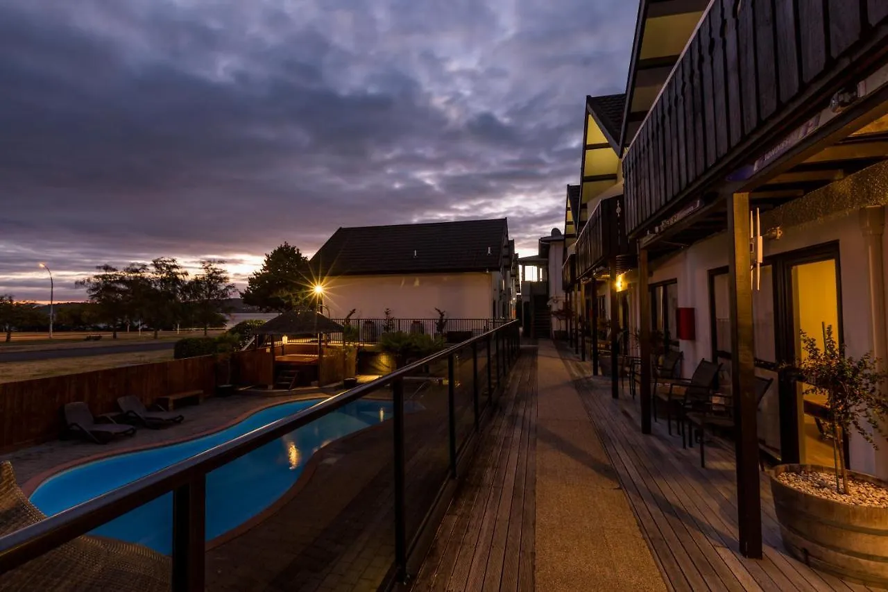 Le Chalet Suisse Motel Taupo