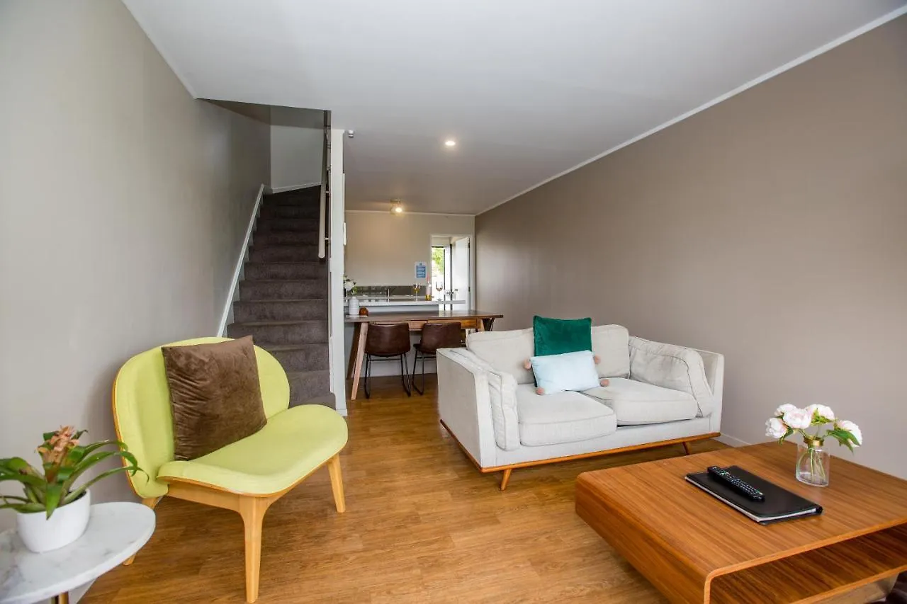 Le Chalet Suisse Motel Taupo