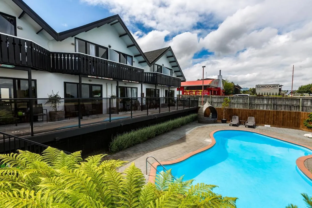 Le Chalet Suisse Motel Taupo